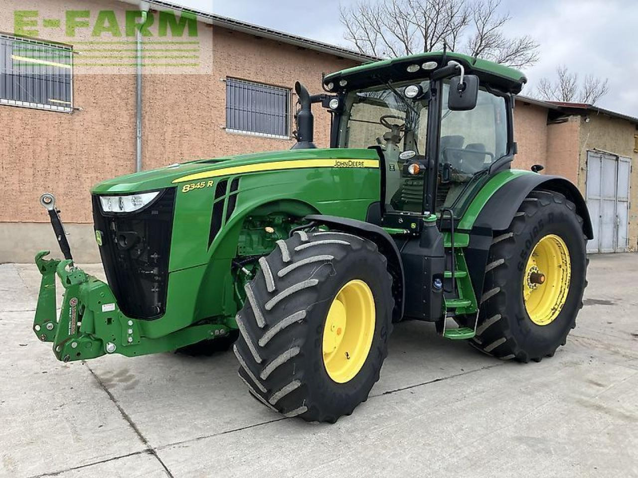 John Deere 8345r *e23* - Traktor: obrázek 1 John Deere 8345r *e23* - Traktor: obrázek 1
