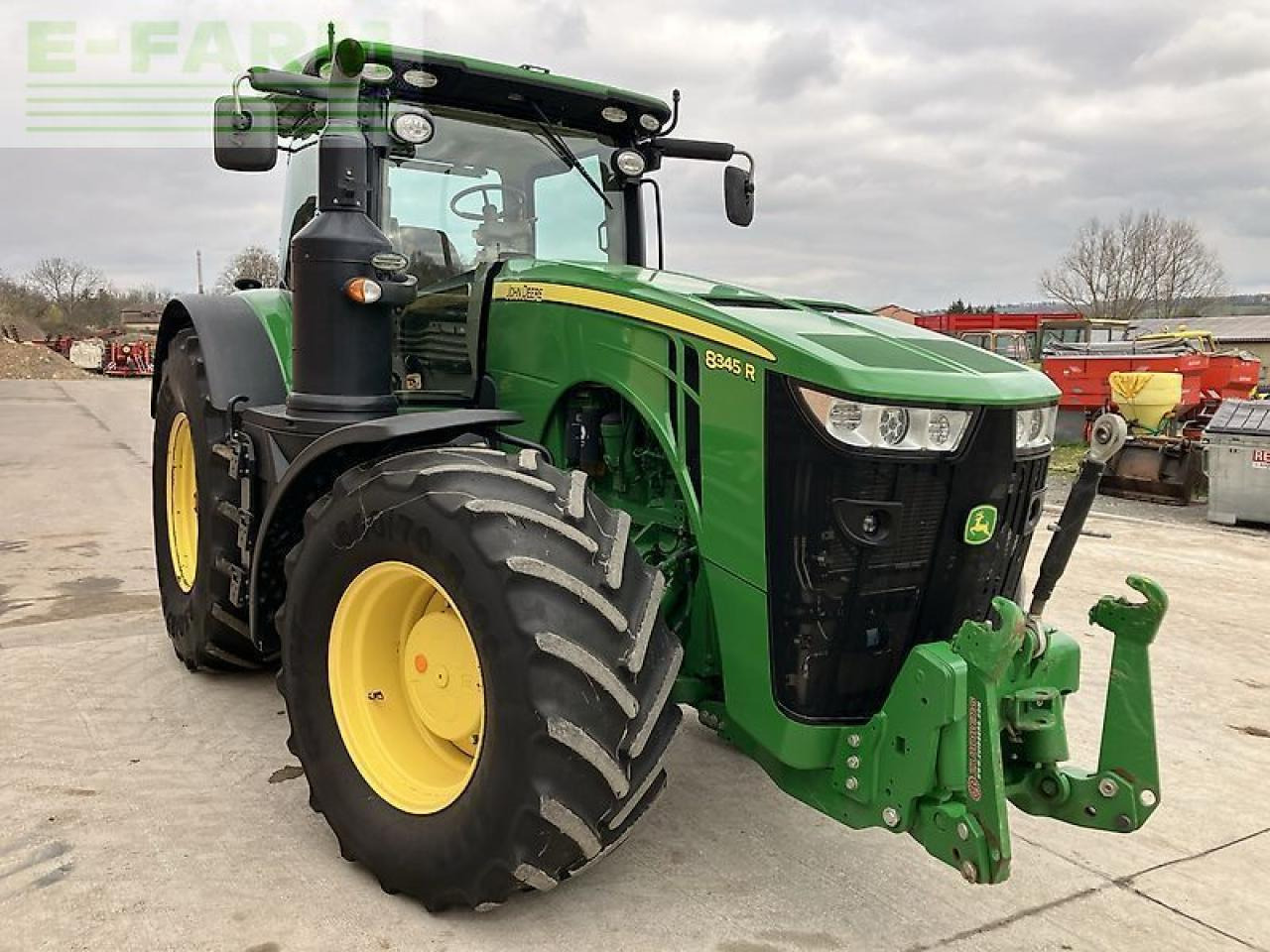 John Deere 8345r *e23* - Traktor: obrázek 3 John Deere 8345r *e23* - Traktor: obrázek 3