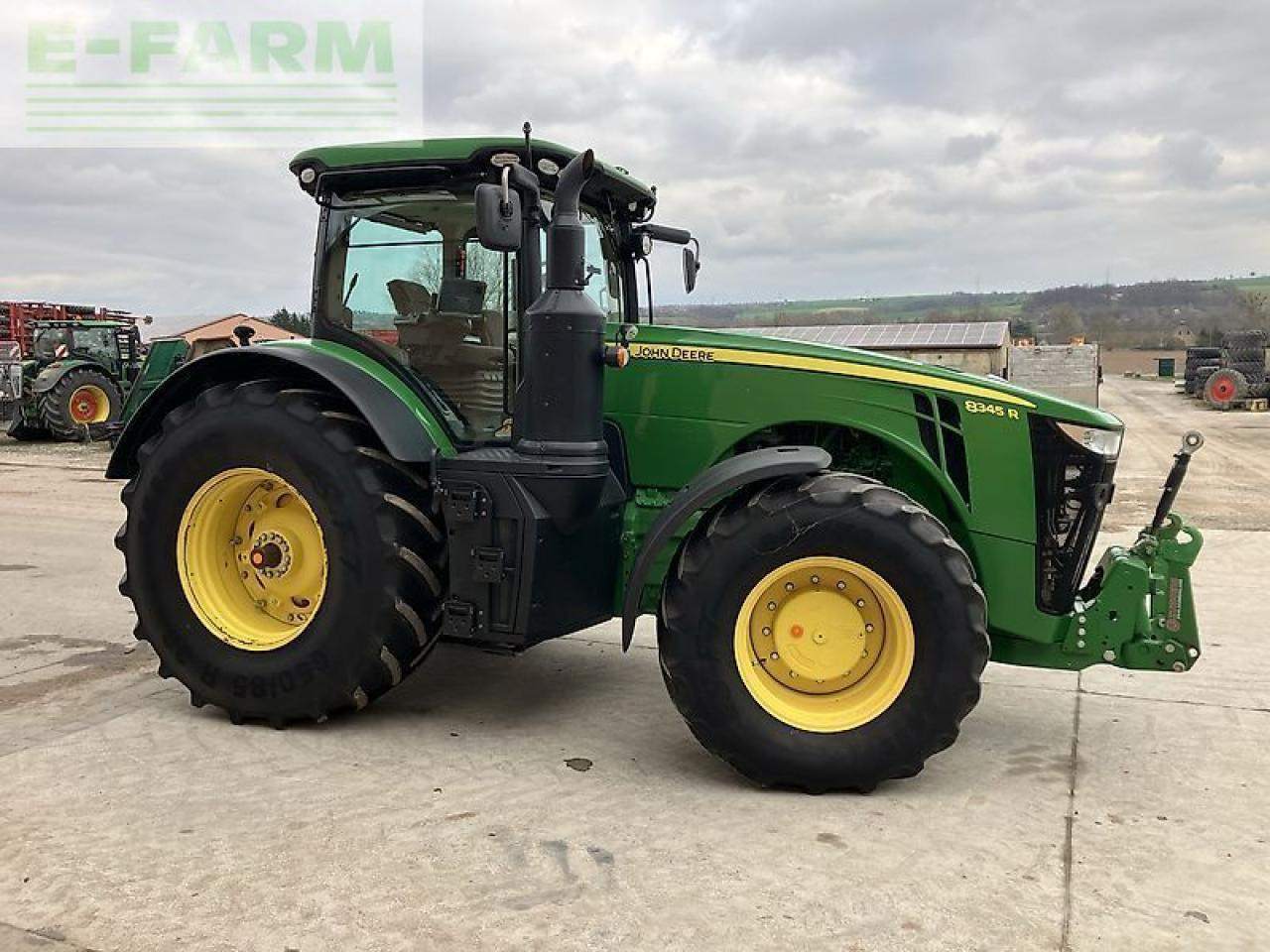 John Deere 8345r *e23* - Traktor: obrázek 5 John Deere 8345r *e23* - Traktor: obrázek 5