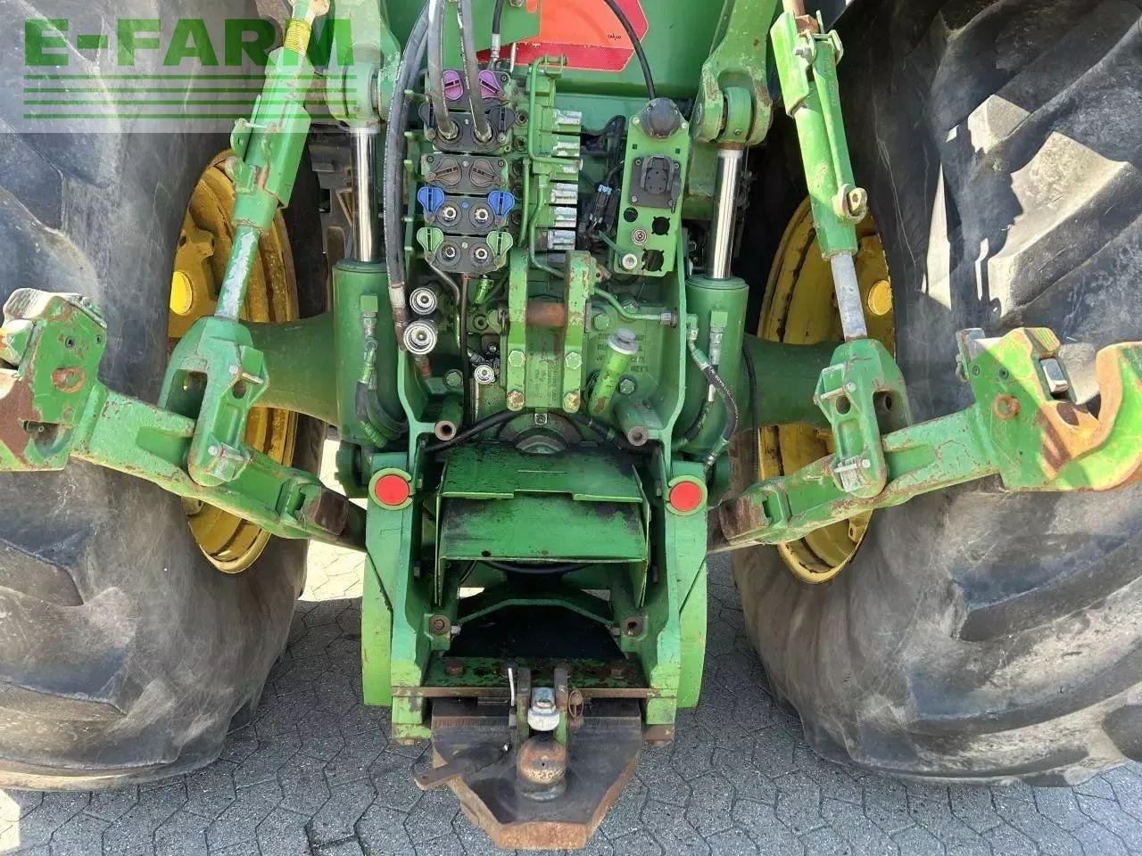 Traktor John Deere 8360r: obrázek 6