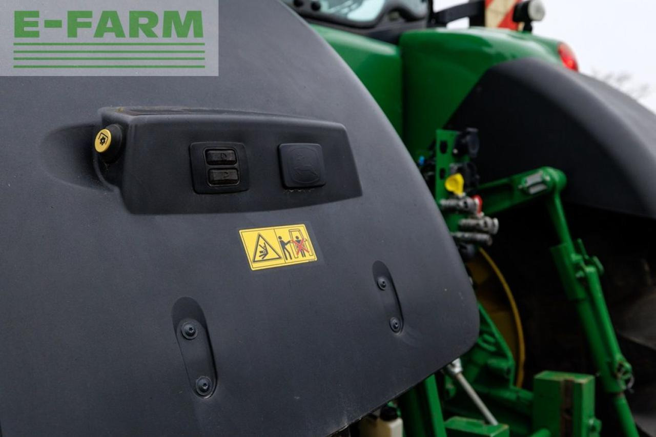 John Deere 8370R - Traktor: obrázek 4 John Deere 8370R - Traktor: obrázek 4
