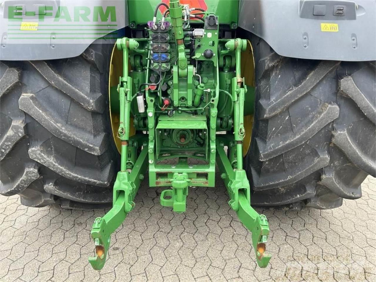 John Deere 8370r - Traktor: obrázek 3 John Deere 8370r - Traktor: obrázek 3