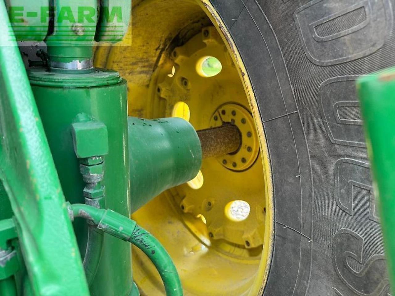 John Deere 8370r - Traktor: obrázek 5 John Deere 8370r - Traktor: obrázek 5