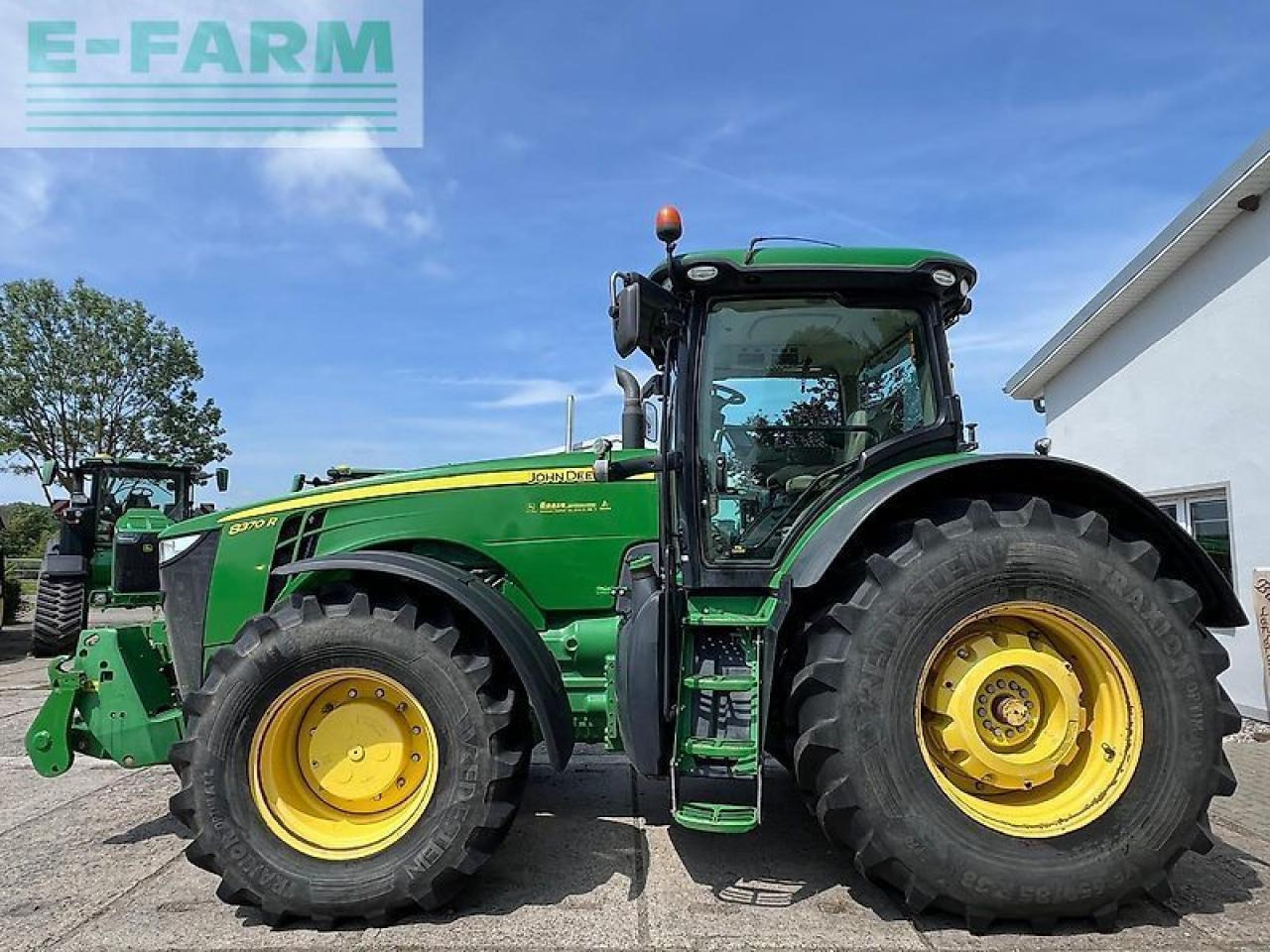 John Deere 8370r e23 *motor bei 6500bh neu* - Traktor: obrázek 1 John Deere 8370r e23 *motor bei 6500bh neu* - Traktor: obrázek 1