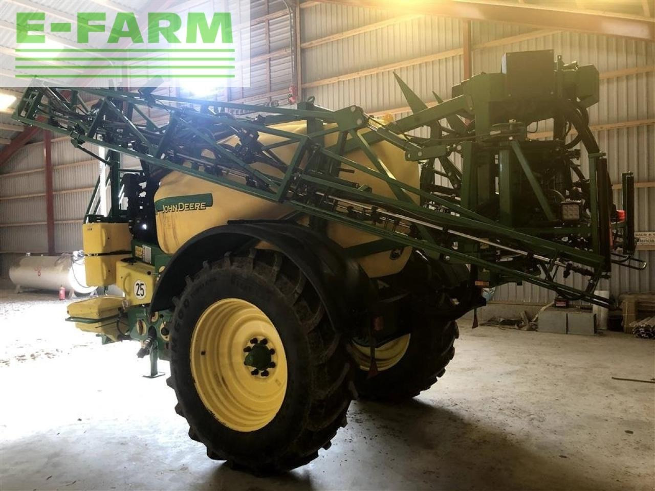 John Deere 840 i 24 meter - Tažený postřikovač: obrázek 3 John Deere 840 i 24 meter - Tažený postřikovač: obrázek 3