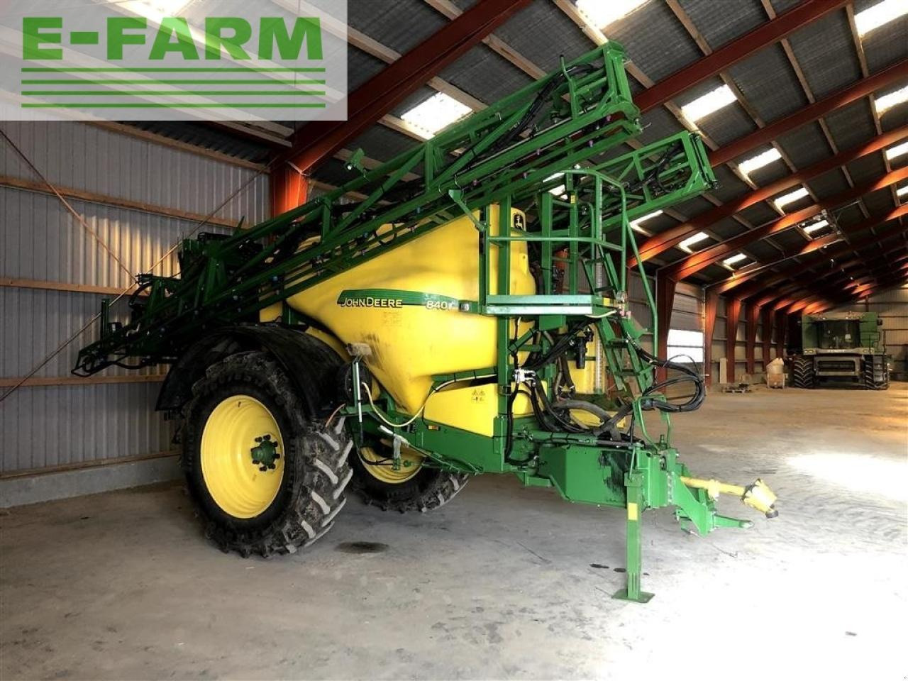 John Deere 840 i 24 meter - Tažený postřikovač: obrázek 1 John Deere 840 i 24 meter - Tažený postřikovač: obrázek 1