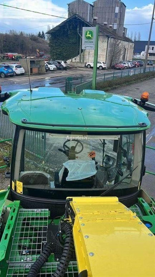 John Deere 8400 - Sklízecí řezačka: obrázek 3 John Deere 8400 - Sklízecí řezačka: obrázek 3