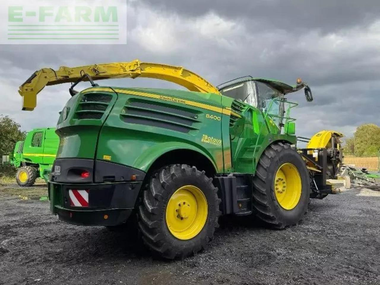 John Deere 8400 - Sklízecí řezačka: obrázek 5 John Deere 8400 - Sklízecí řezačka: obrázek 5