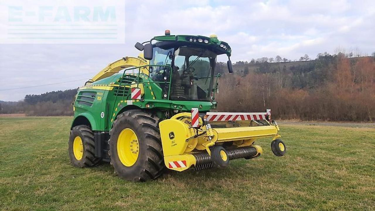 John Deere 8400 - Sklízecí řezačka: obrázek 1 John Deere 8400 - Sklízecí řezačka: obrázek 1