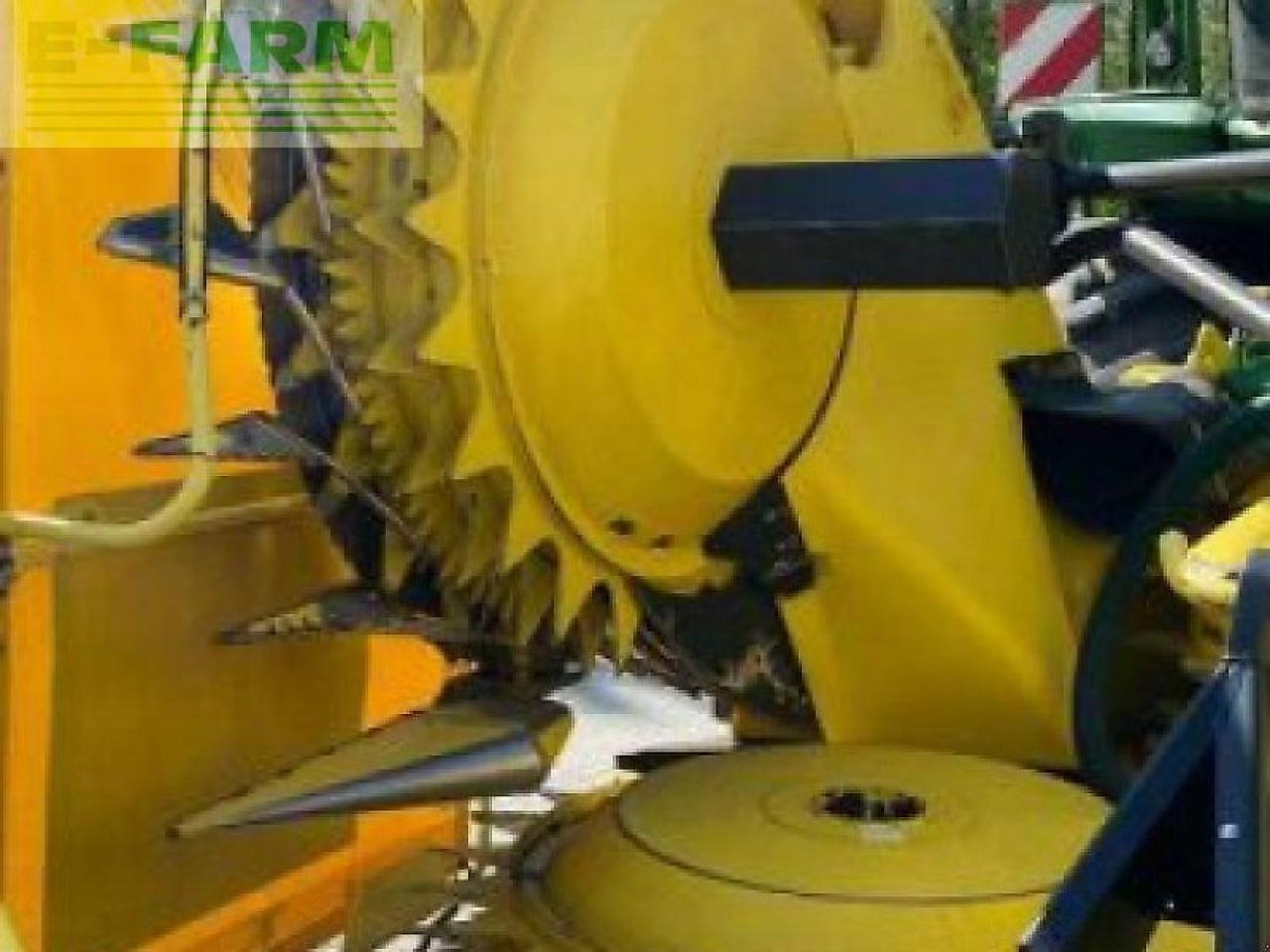 Sklízecí řezačka John Deere 8400i stalkbuster: obrázek 17