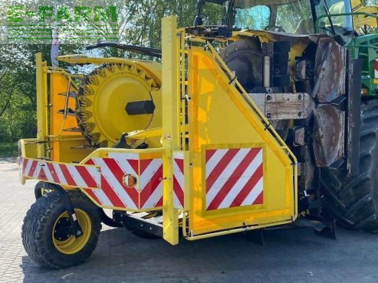 Sklízecí řezačka John Deere 8400i stalkbuster: obrázek 15