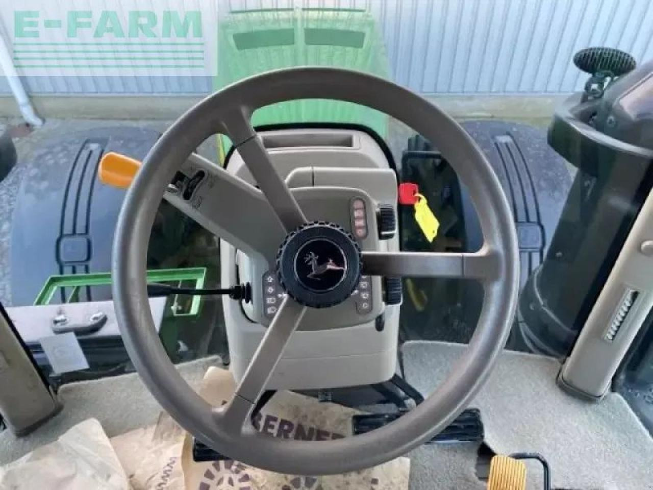 John Deere 8400r - Traktor: obrázek 5 John Deere 8400r - Traktor: obrázek 5