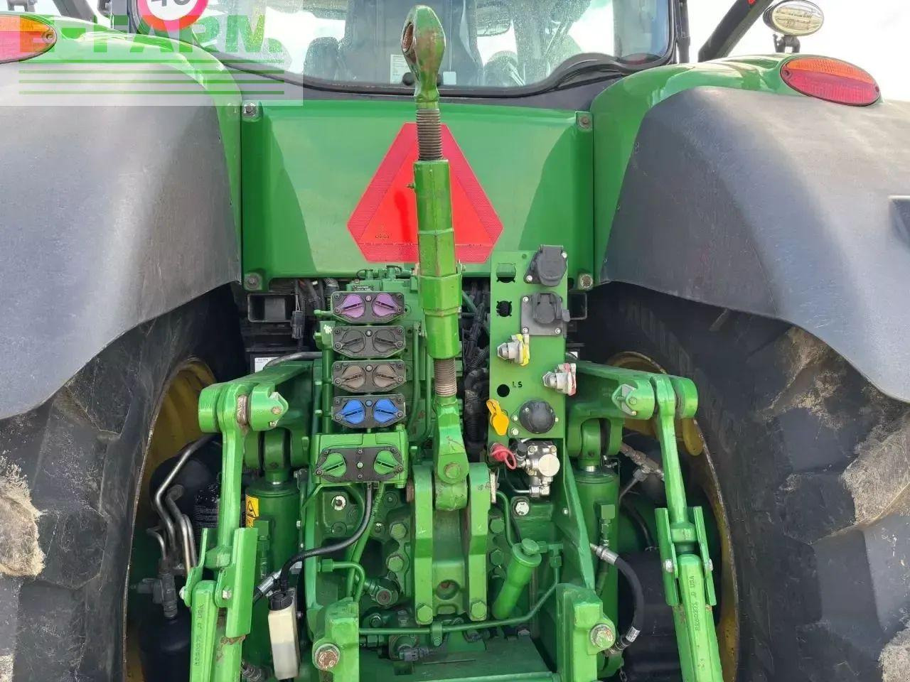 John Deere 8400r - Traktor: obrázek 3 John Deere 8400r - Traktor: obrázek 3