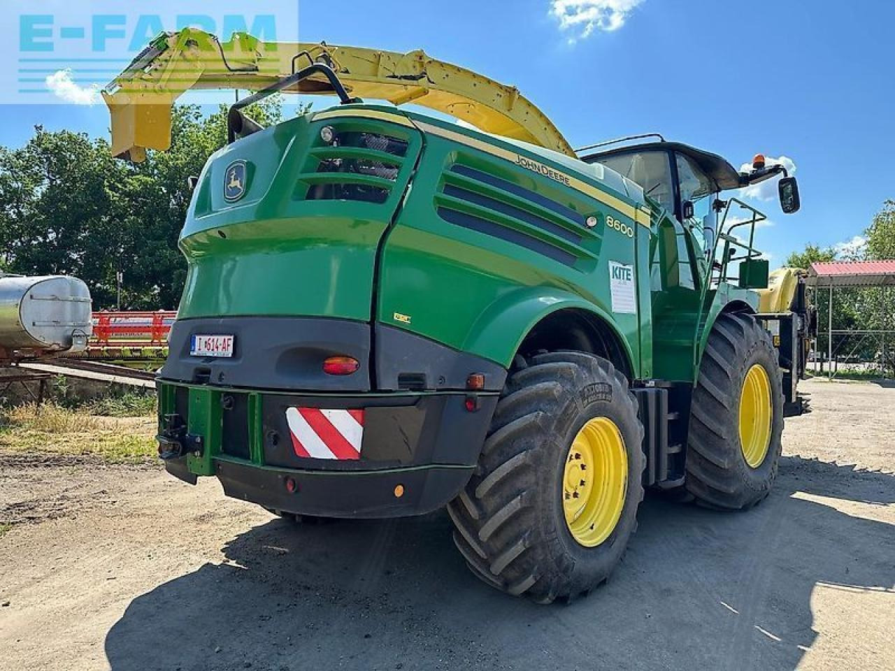 John Deere 8600 - Sklízecí mlátička: obrázek 5 John Deere 8600 - Sklízecí mlátička: obrázek 5