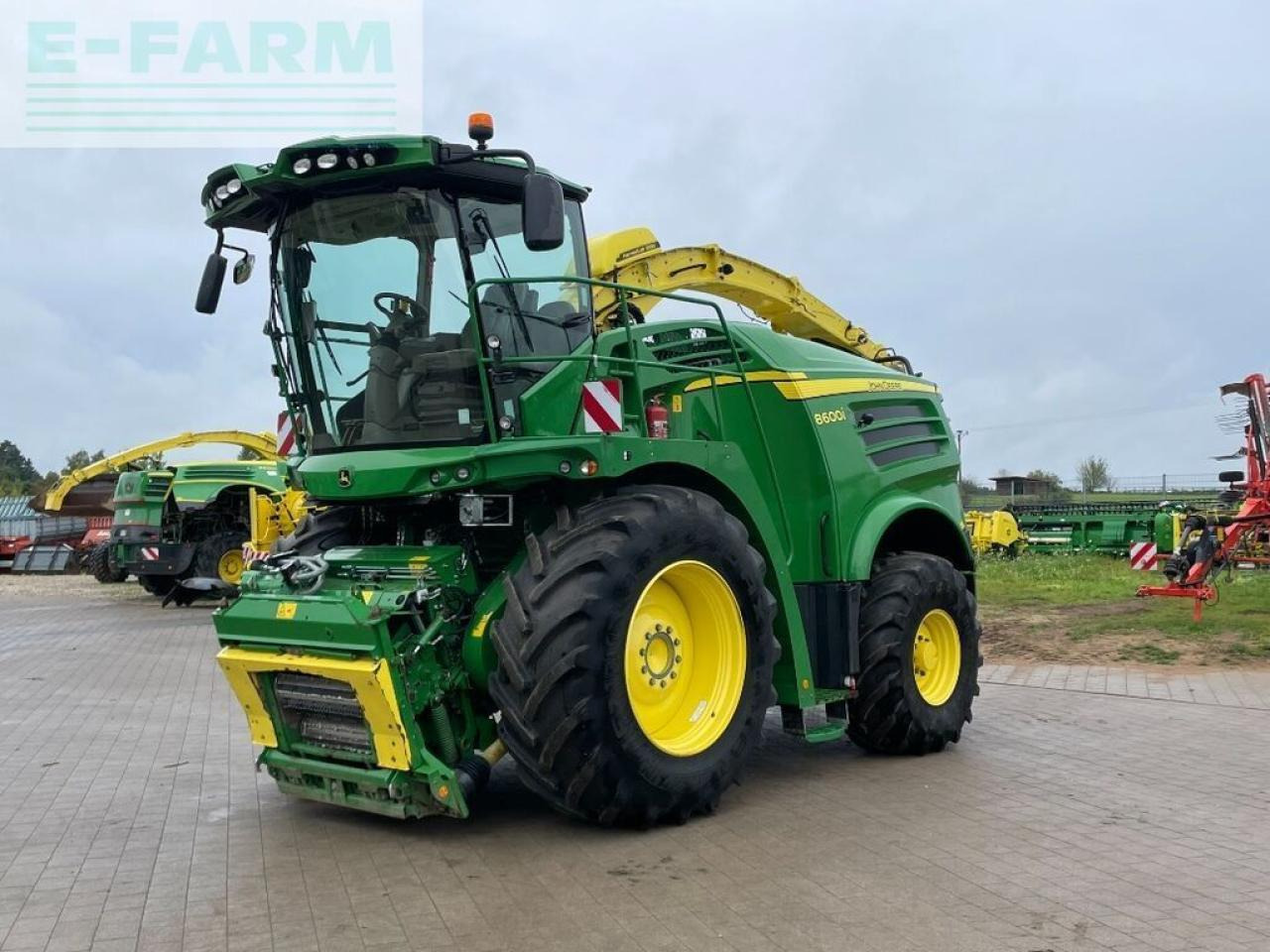 John Deere 8600 - Sklízecí řezačka: obrázek 1 John Deere 8600 - Sklízecí řezačka: obrázek 1