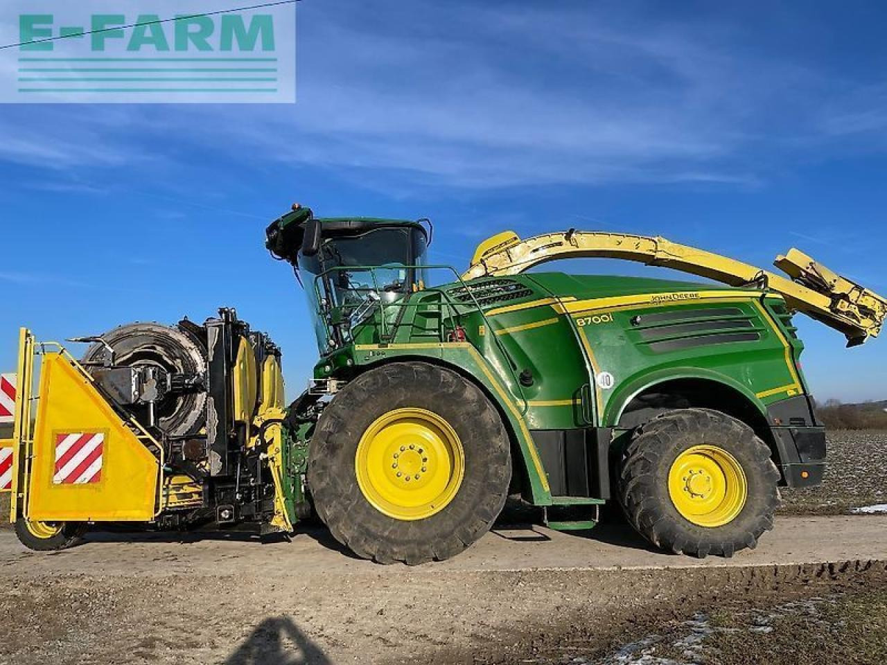 John Deere 8700i - Sklízecí řezačka: obrázek 4 John Deere 8700i - Sklízecí řezačka: obrázek 4