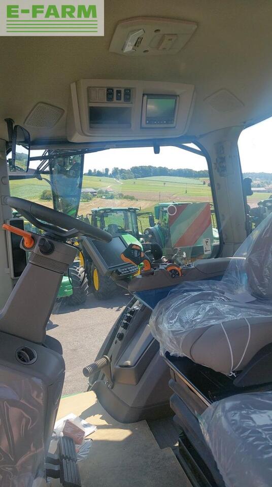 John Deere 8R 310 - Traktor: obrázek 5 John Deere 8R 310 - Traktor: obrázek 5