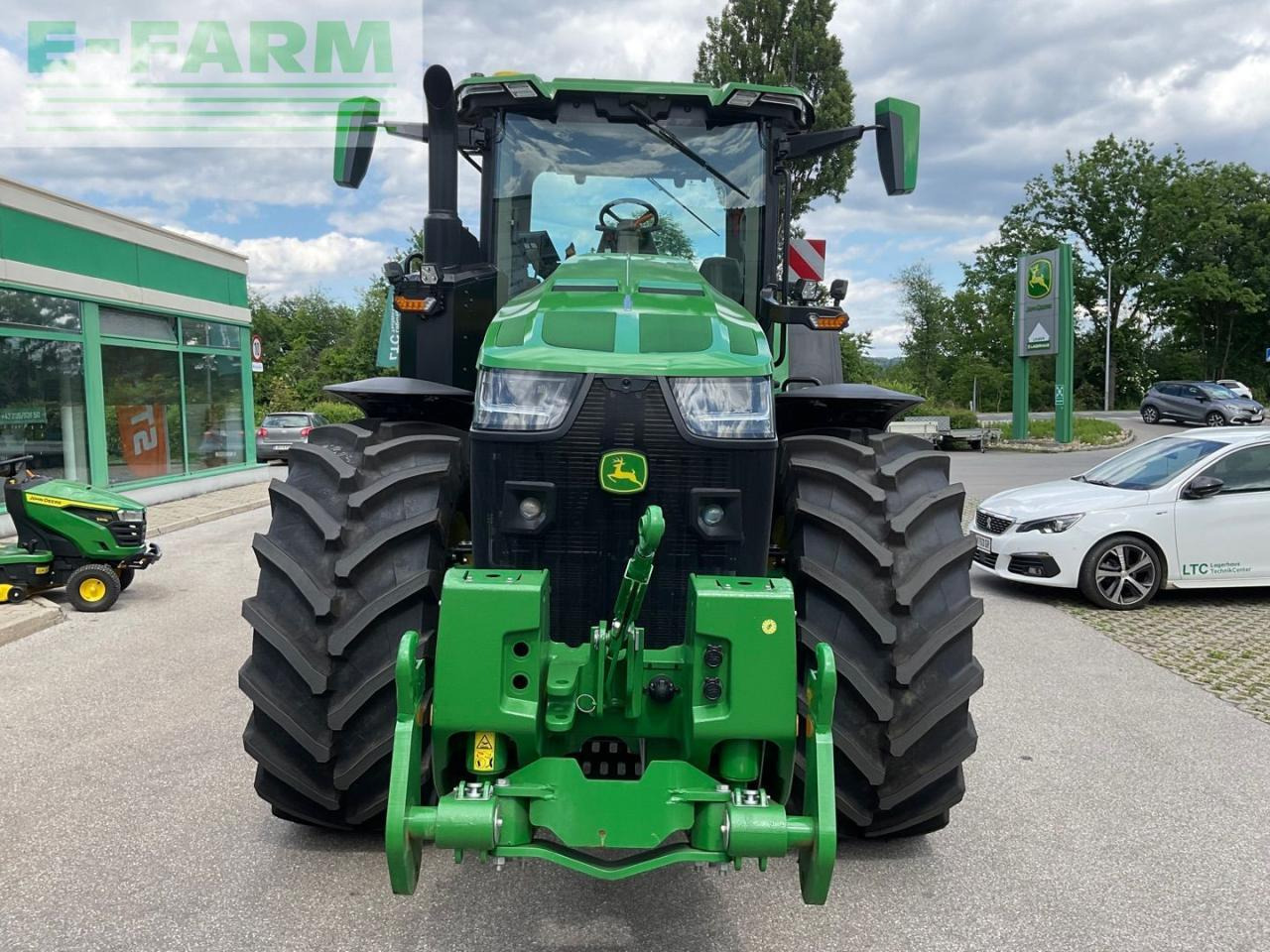 John Deere 8R340 - Traktor: obrázek 3 John Deere 8R340 - Traktor: obrázek 3