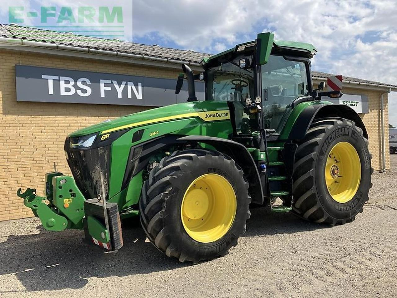 John Deere 8r 340 autopower - Traktor: obrázek 1 John Deere 8r 340 autopower - Traktor: obrázek 1