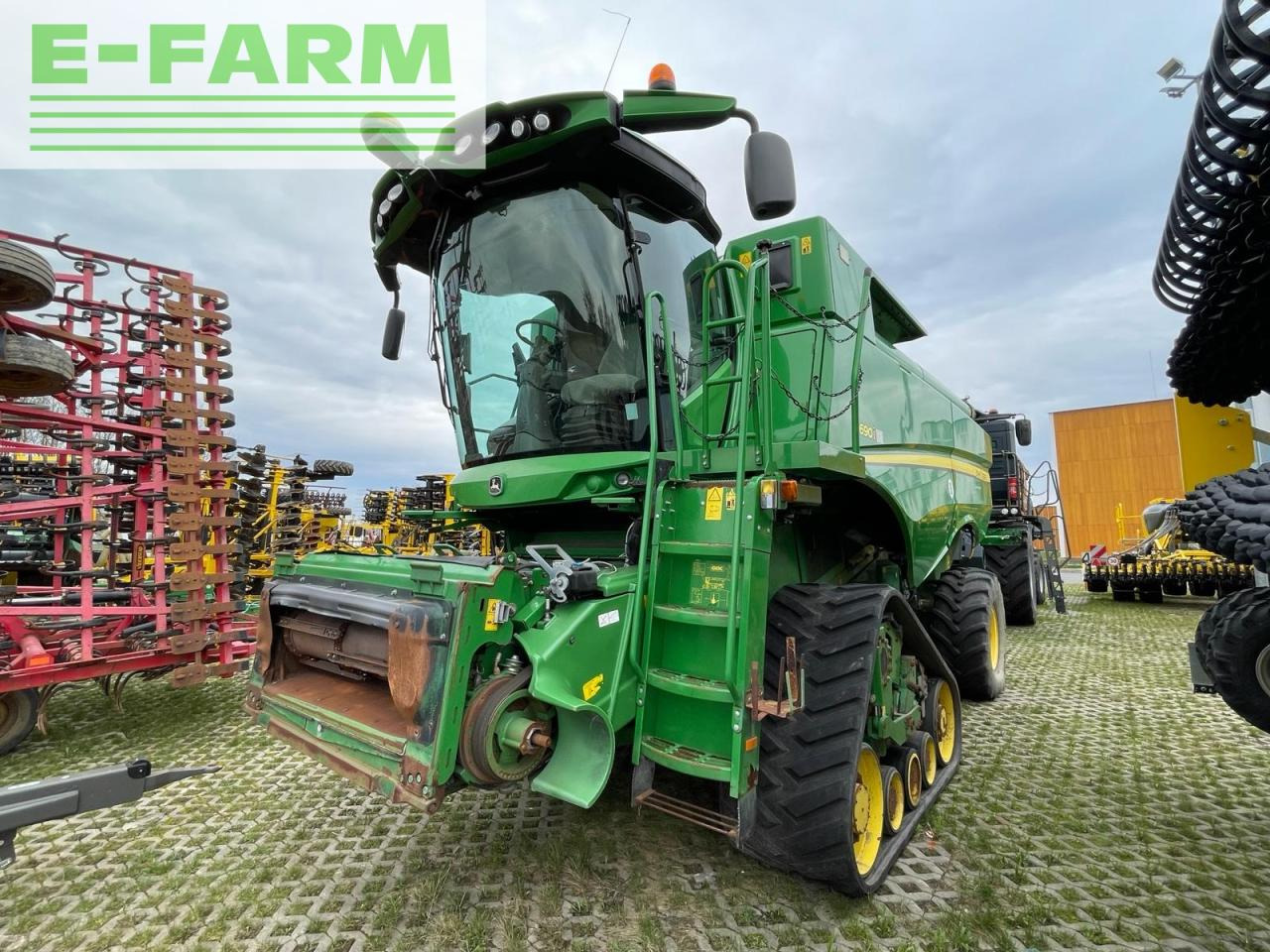 John Deere S690i - Sklízecí mlátička: obrázek 1 John Deere S690i - Sklízecí mlátička: obrázek 1