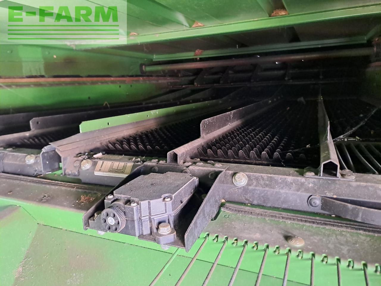 Sklízecí mlátička John Deere W650: obrázek 12