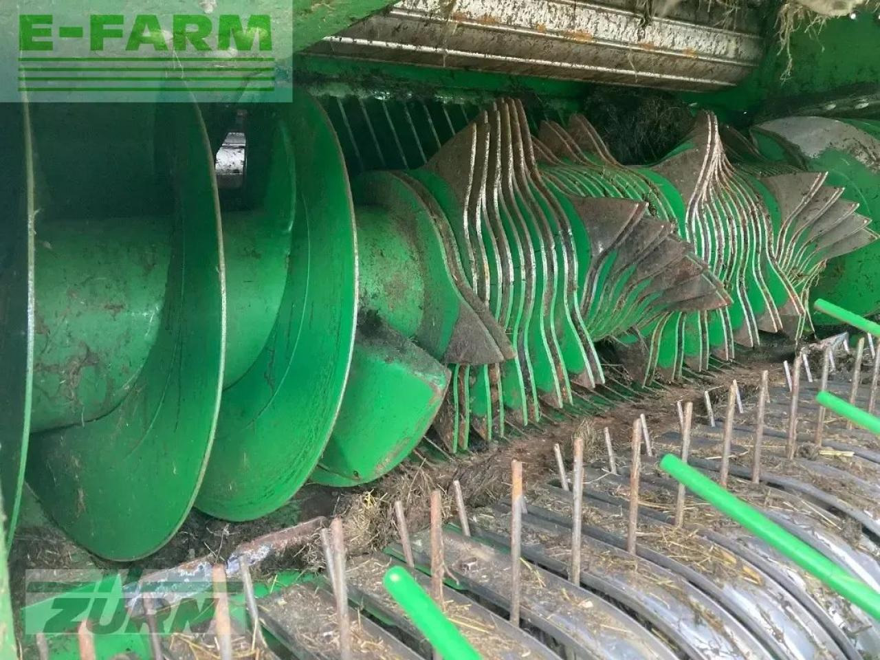 John Deere c441r - Lis na hranaté balíky: obrázek 4 John Deere c441r - Lis na hranaté balíky: obrázek 4