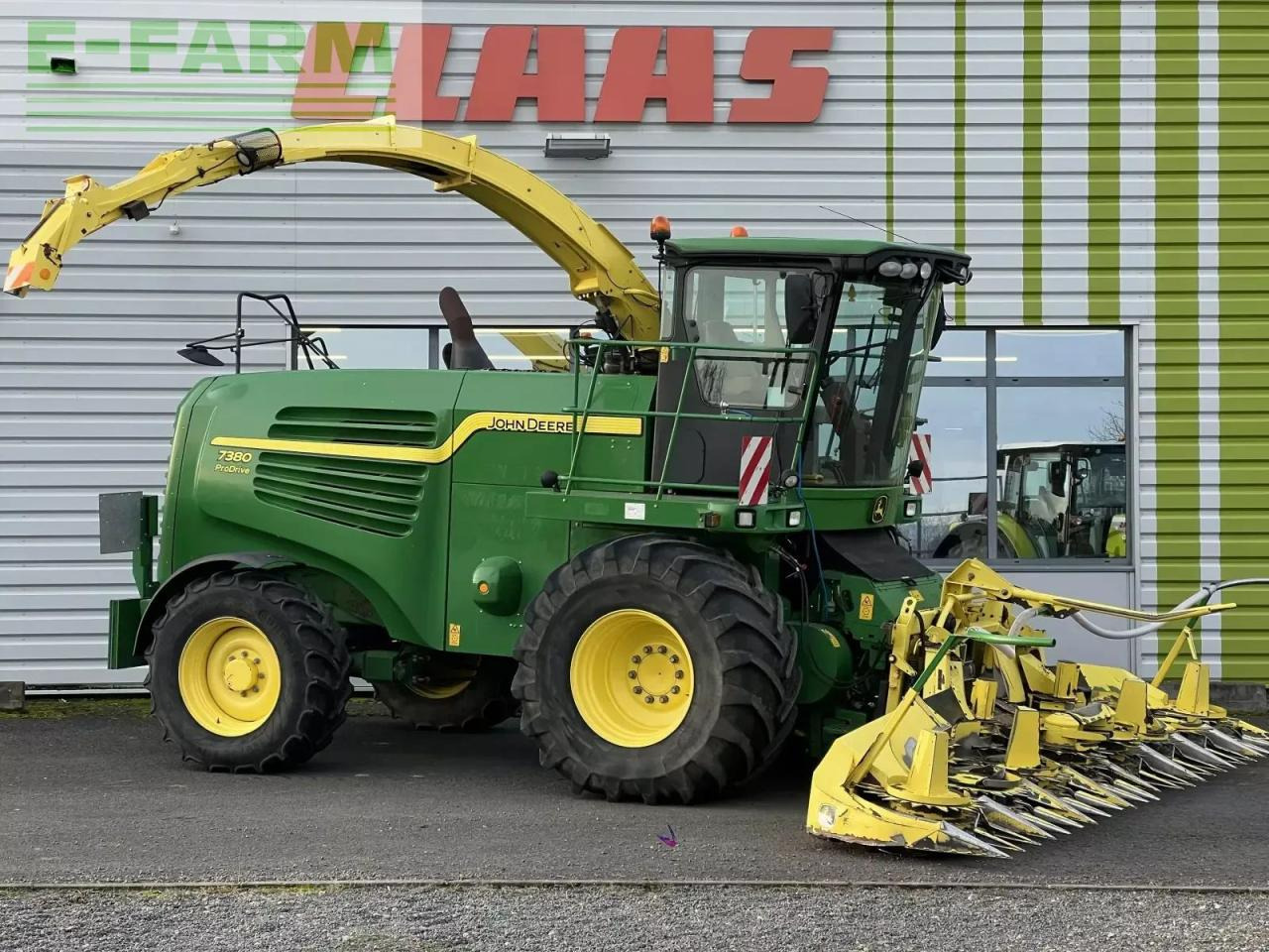 John Deere ensileuse j-d 7380 - Sklízecí řezačka: obrázek 1 John Deere ensileuse j-d 7380 - Sklízecí řezačka: obrázek 1