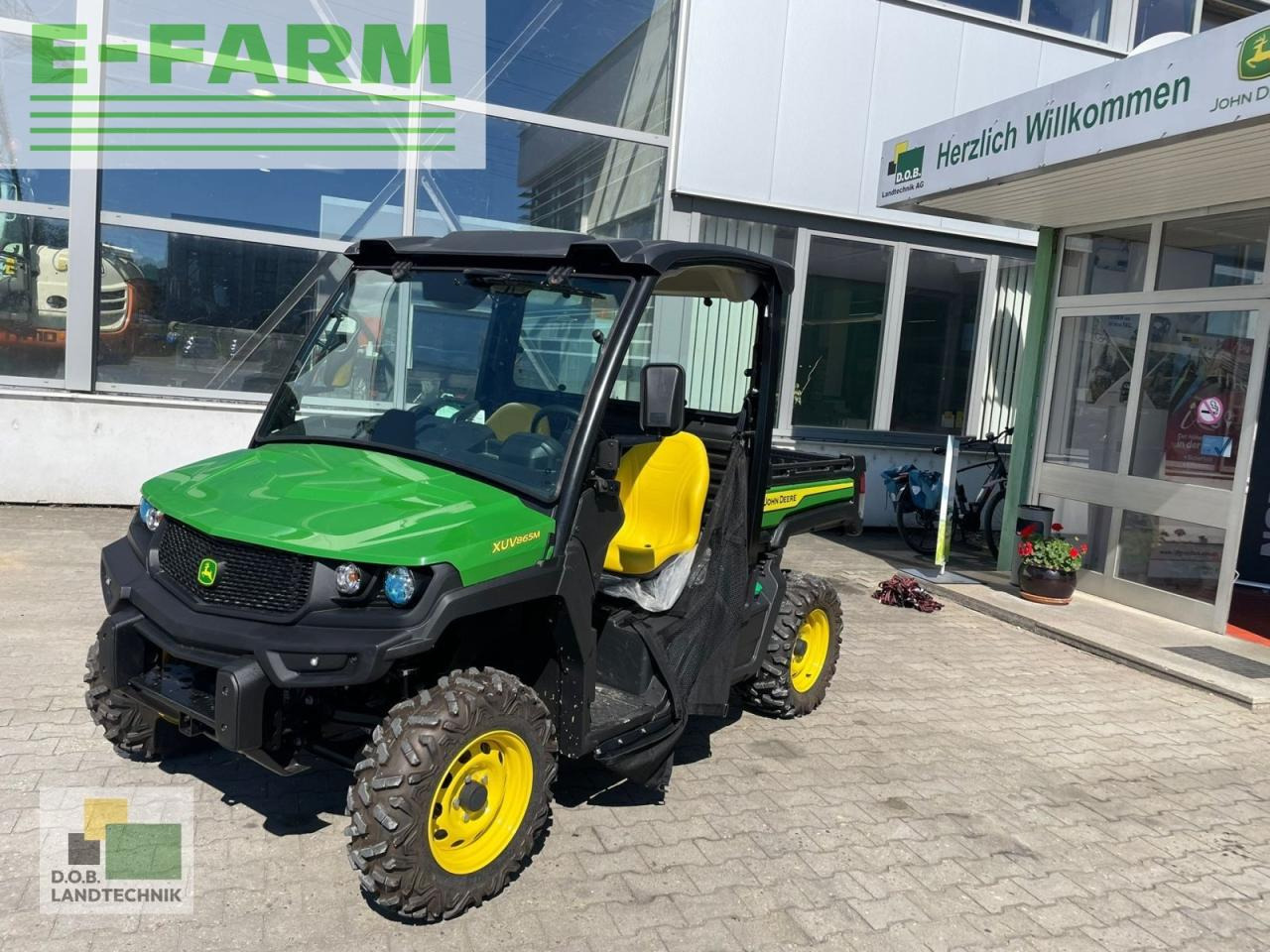 John Deere gator xuv 865m - Traktor: obrázek 1 John Deere gator xuv 865m - Traktor: obrázek 1