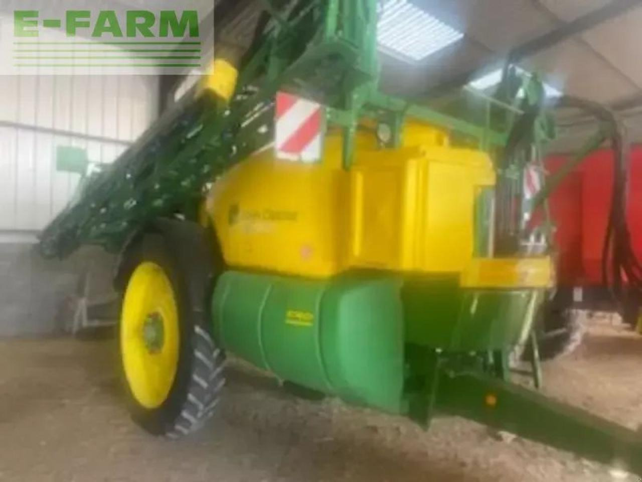 John Deere r740i - Tažený postřikovač: obrázek 2 John Deere r740i - Tažený postřikovač: obrázek 2