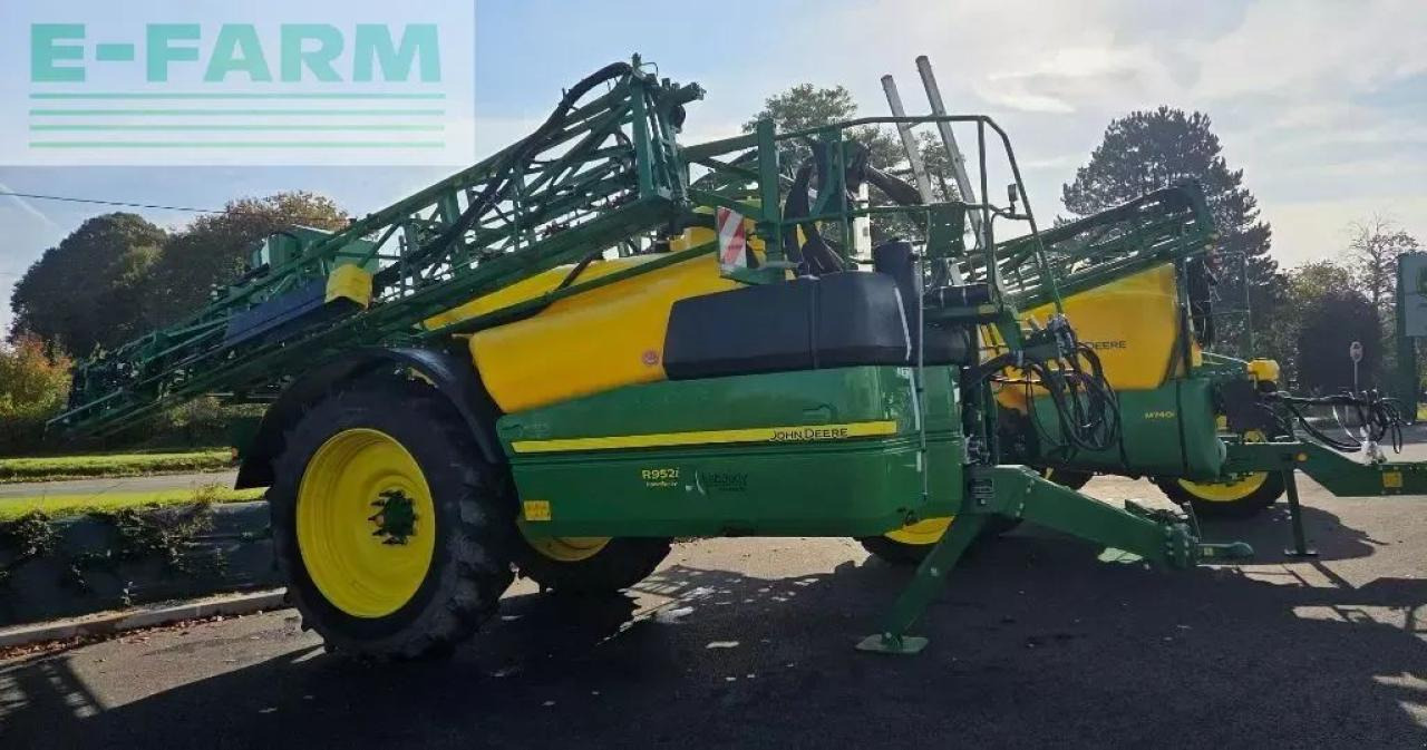 John Deere r952i - Tažený postřikovač: obrázek 1 John Deere r952i - Tažený postřikovač: obrázek 1