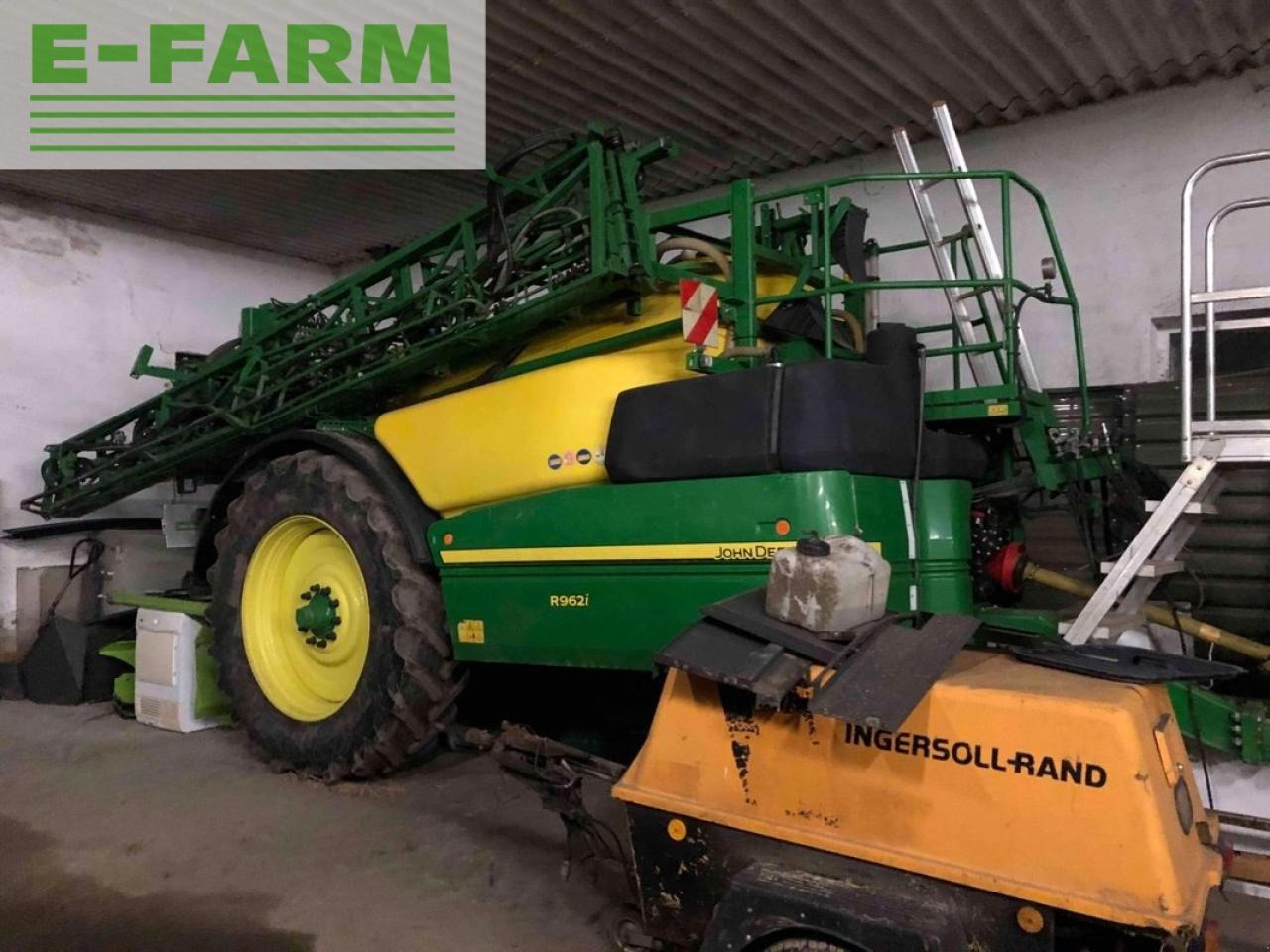 John Deere r962i - Tažený postřikovač: obrázek 1 John Deere r962i - Tažený postřikovač: obrázek 1