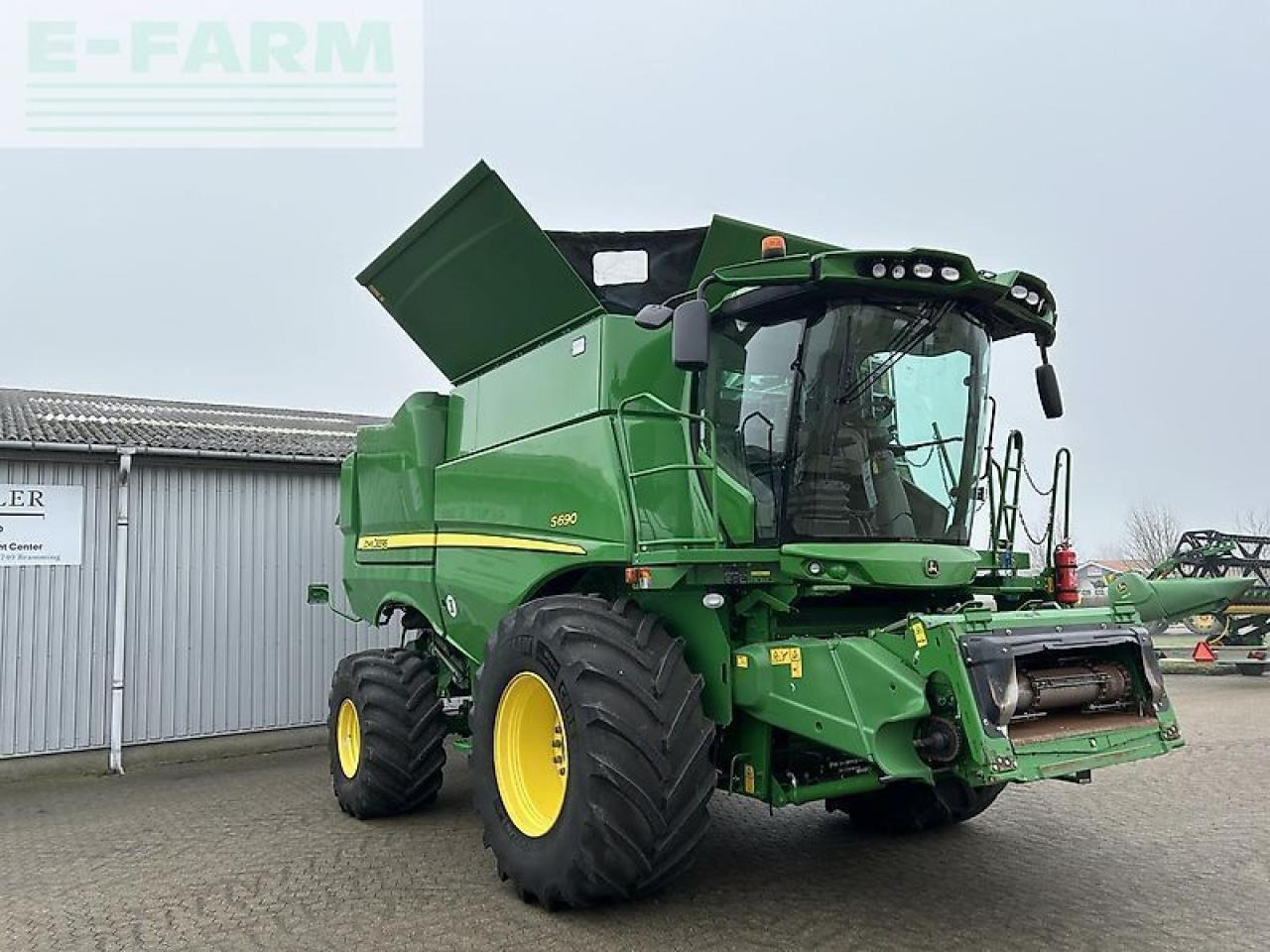 Sklízecí mlátička John Deere s690: obrázek 13