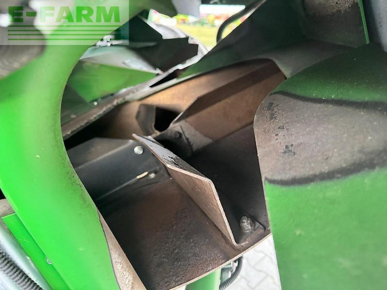 Sklízecí mlátička John Deere t670i: obrázek 13