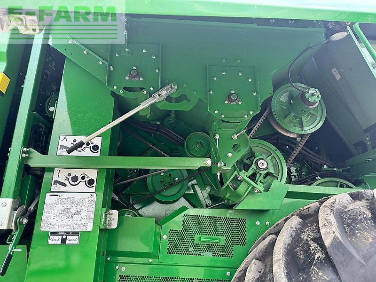 Sklízecí mlátička John Deere t670i: obrázek 15