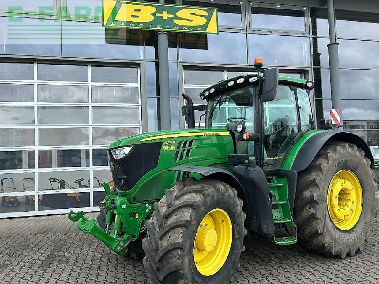 John Deere traktor 6215r - Traktor: obrázek 5 John Deere traktor 6215r - Traktor: obrázek 5