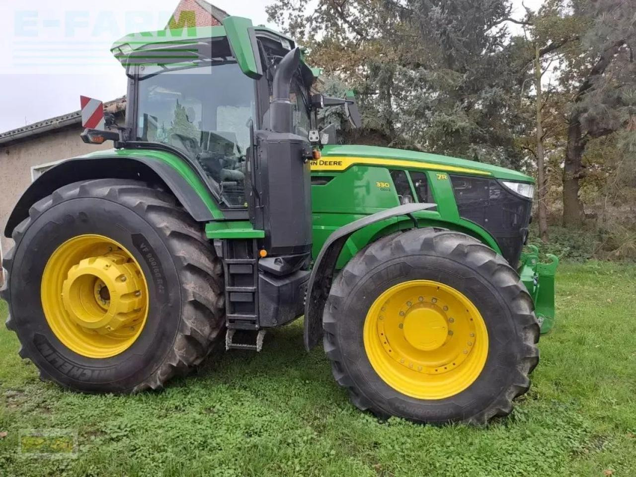 John Deere traktor 7r330 - Traktor: obrázek 1 John Deere traktor 7r330 - Traktor: obrázek 1