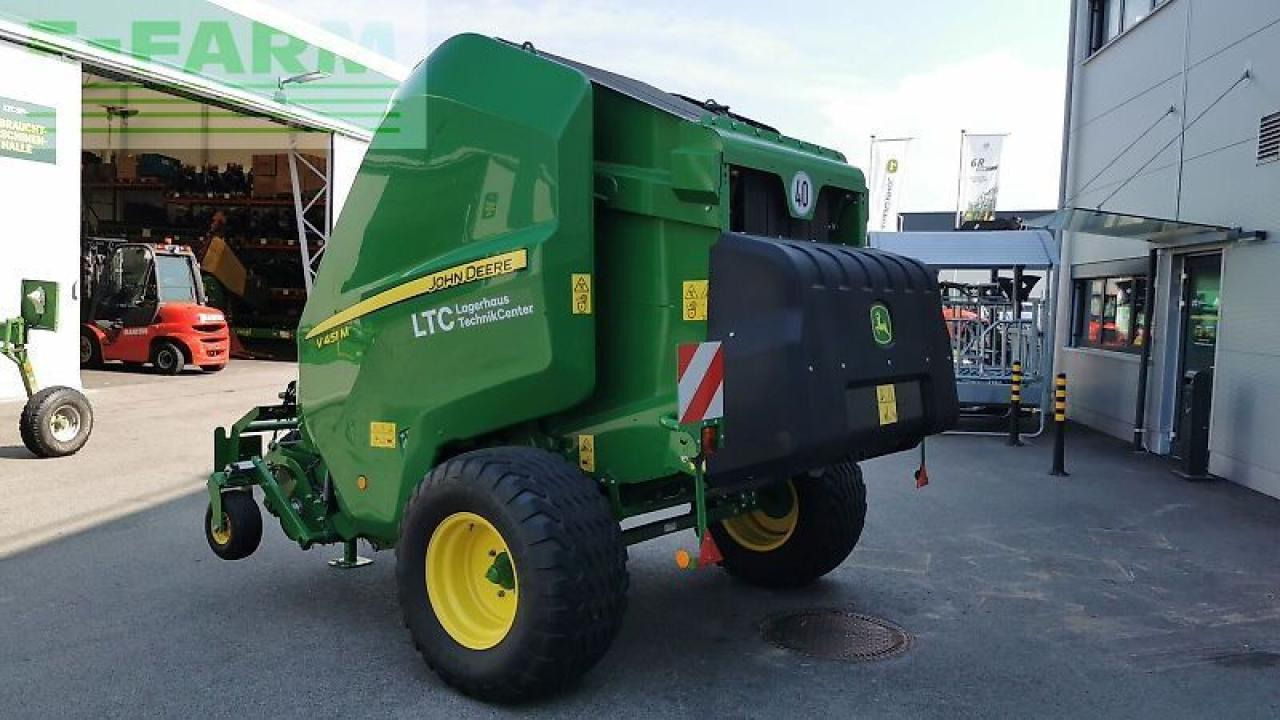 John Deere v 451 m hc25 - Lis na hranaté balíky: obrázek 4 John Deere v 451 m hc25 - Lis na hranaté balíky: obrázek 4