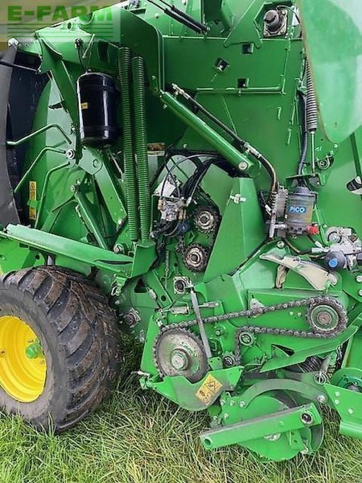 John Deere v 461 r - Lis na hranaté balíky: obrázek 4 John Deere v 461 r - Lis na hranaté balíky: obrázek 4