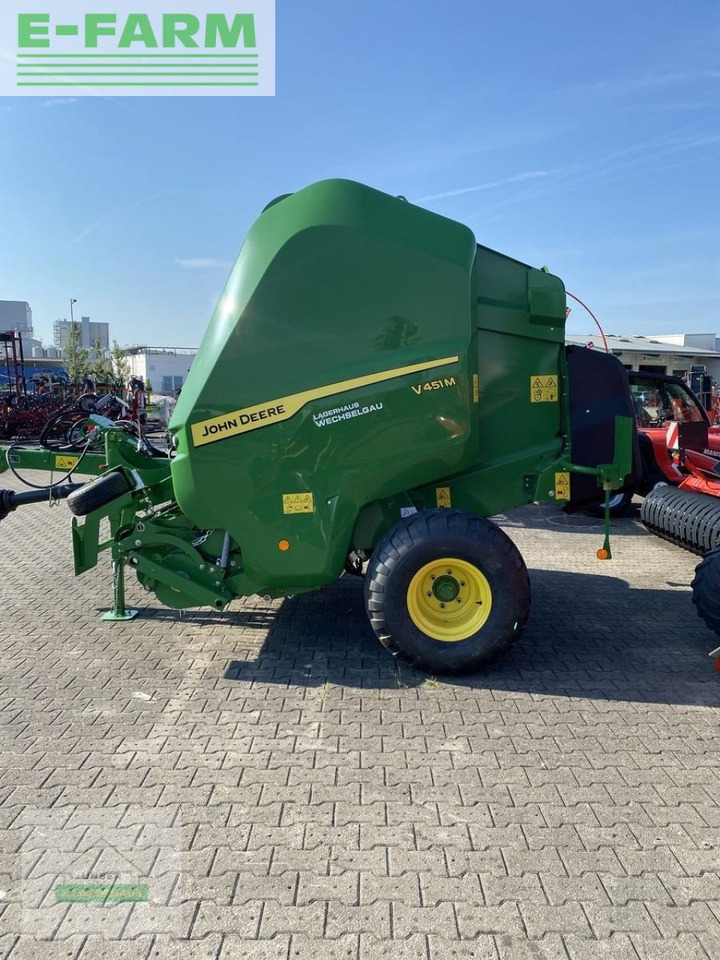 John Deere v451 m - Lis na hranaté balíky: obrázek 5 John Deere v451 m - Lis na hranaté balíky: obrázek 5