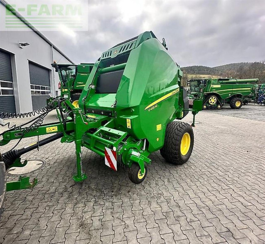 John Deere v461m - Lis na hranaté balíky: obrázek 1 John Deere v461m - Lis na hranaté balíky: obrázek 1