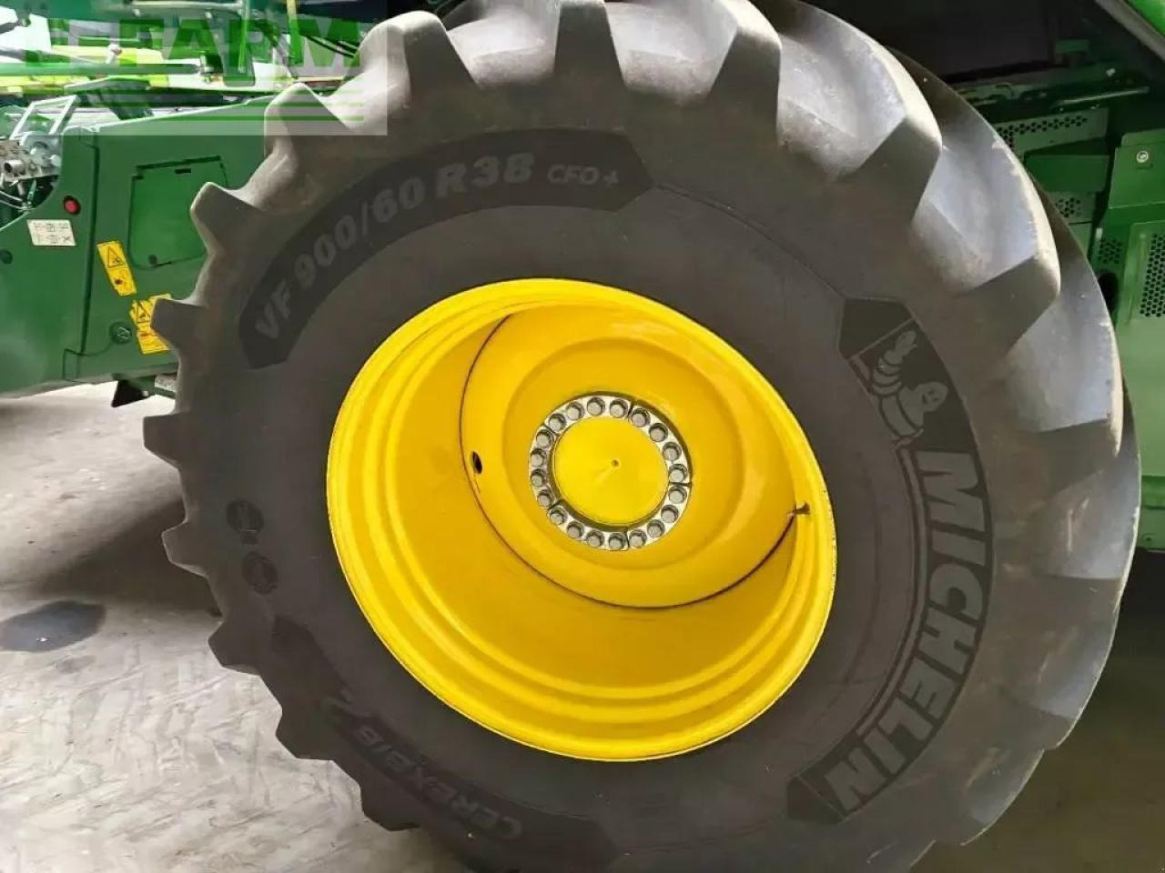 John Deere x9 1000 - Sklízecí mlátička: obrázek 5 John Deere x9 1000 - Sklízecí mlátička: obrázek 5