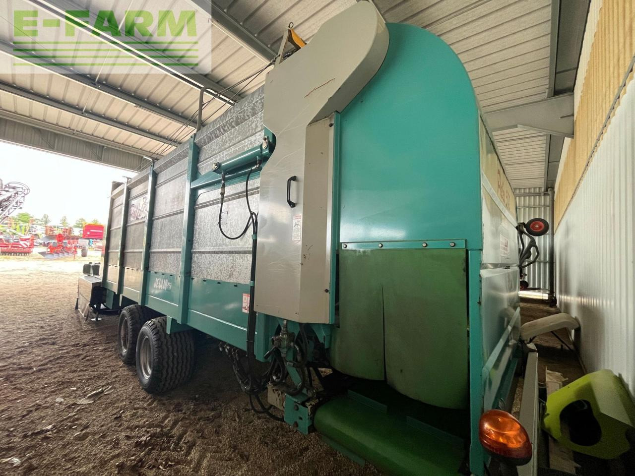 Joskin pales 500 - Zařízení pro chov skotu: obrázek 2 Joskin pales 500 - Zařízení pro chov skotu: obrázek 2