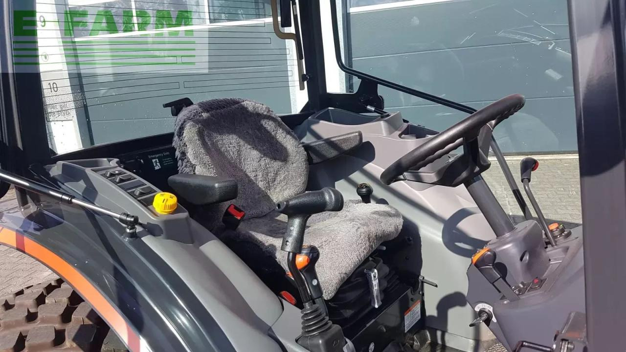 Kioti dk4520 - Traktor: obrázek 4 Kioti dk4520 - Traktor: obrázek 4