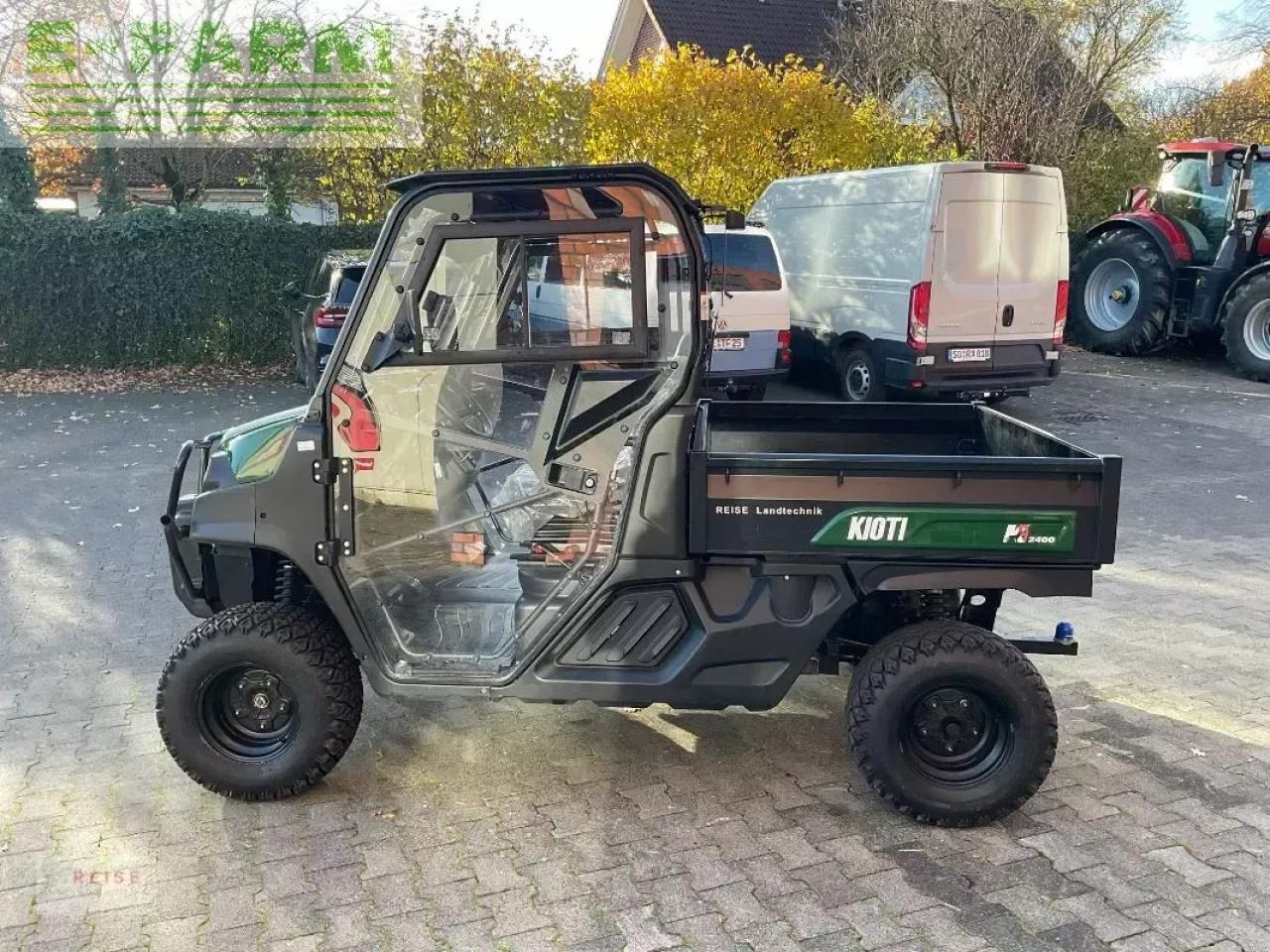 Kioti k9 2400 - Traktor: obrázek 3 Kioti k9 2400 - Traktor: obrázek 3