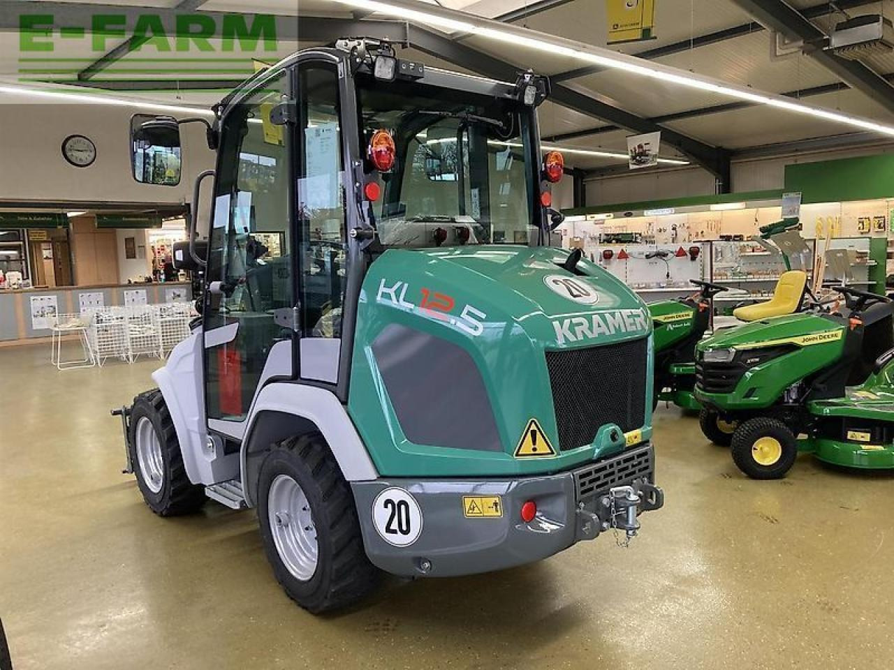 Kramer kl12.5 - Mini rýpadlo: obrázek 4 Kramer kl12.5 - Mini rýpadlo: obrázek 4