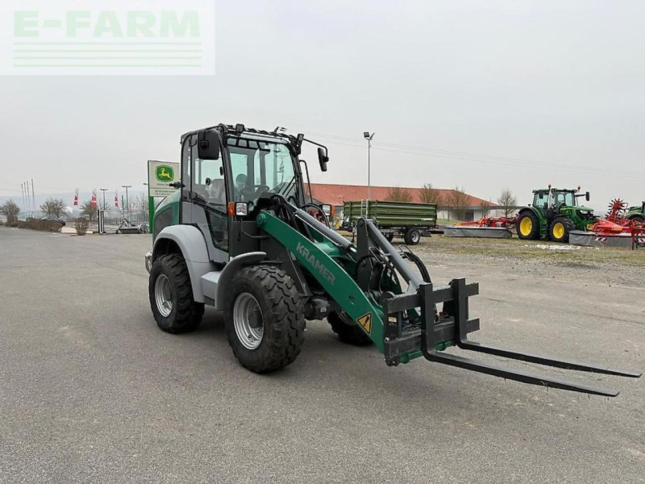Kramer kl25.5 - Mini rýpadlo: obrázek 4 Kramer kl25.5 - Mini rýpadlo: obrázek 4