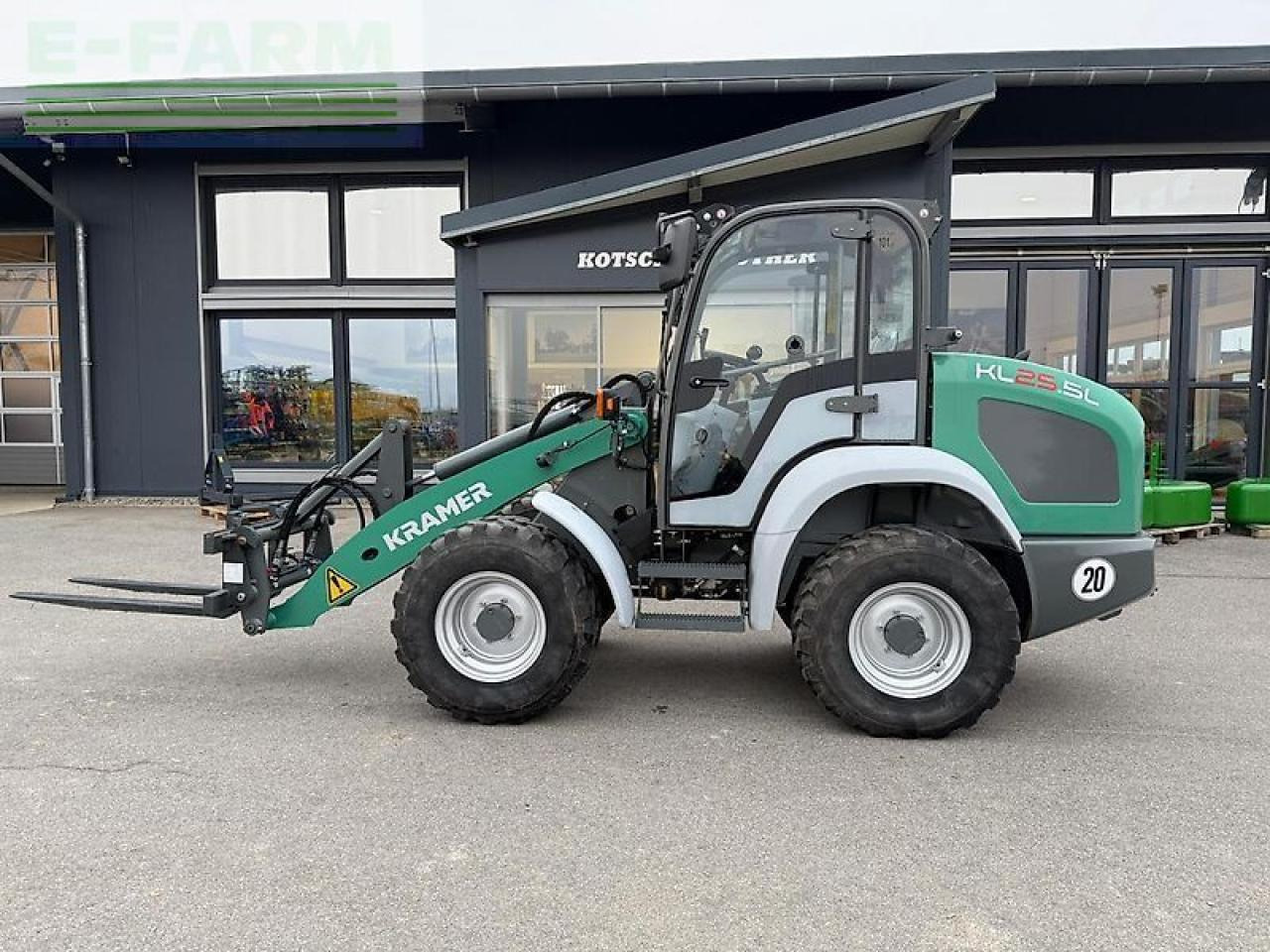 Kramer kl25.5 - Mini rýpadlo: obrázek 1 Kramer kl25.5 - Mini rýpadlo: obrázek 1