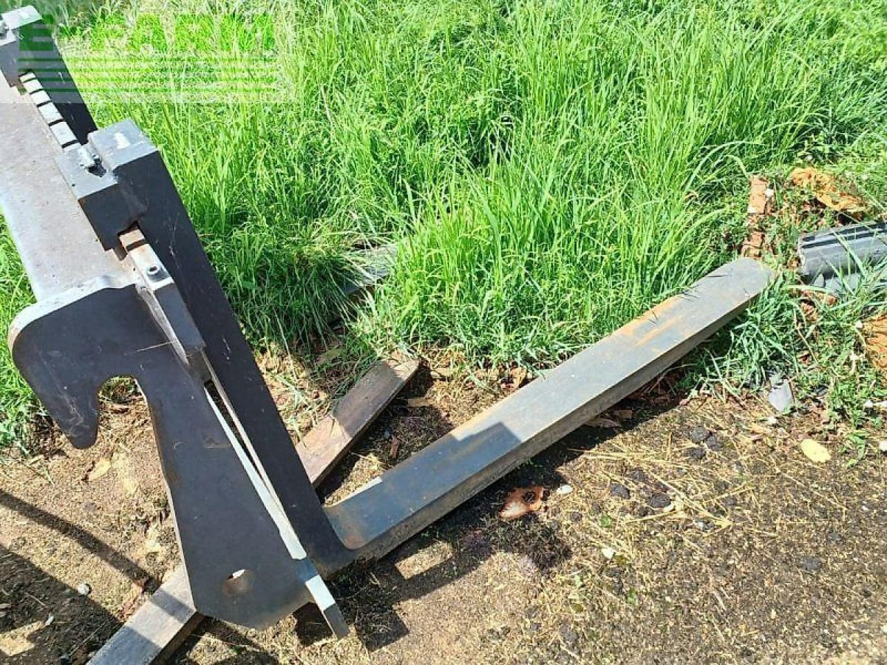 Teleskopický manipulátor Kramer kt 559: obrázek 6