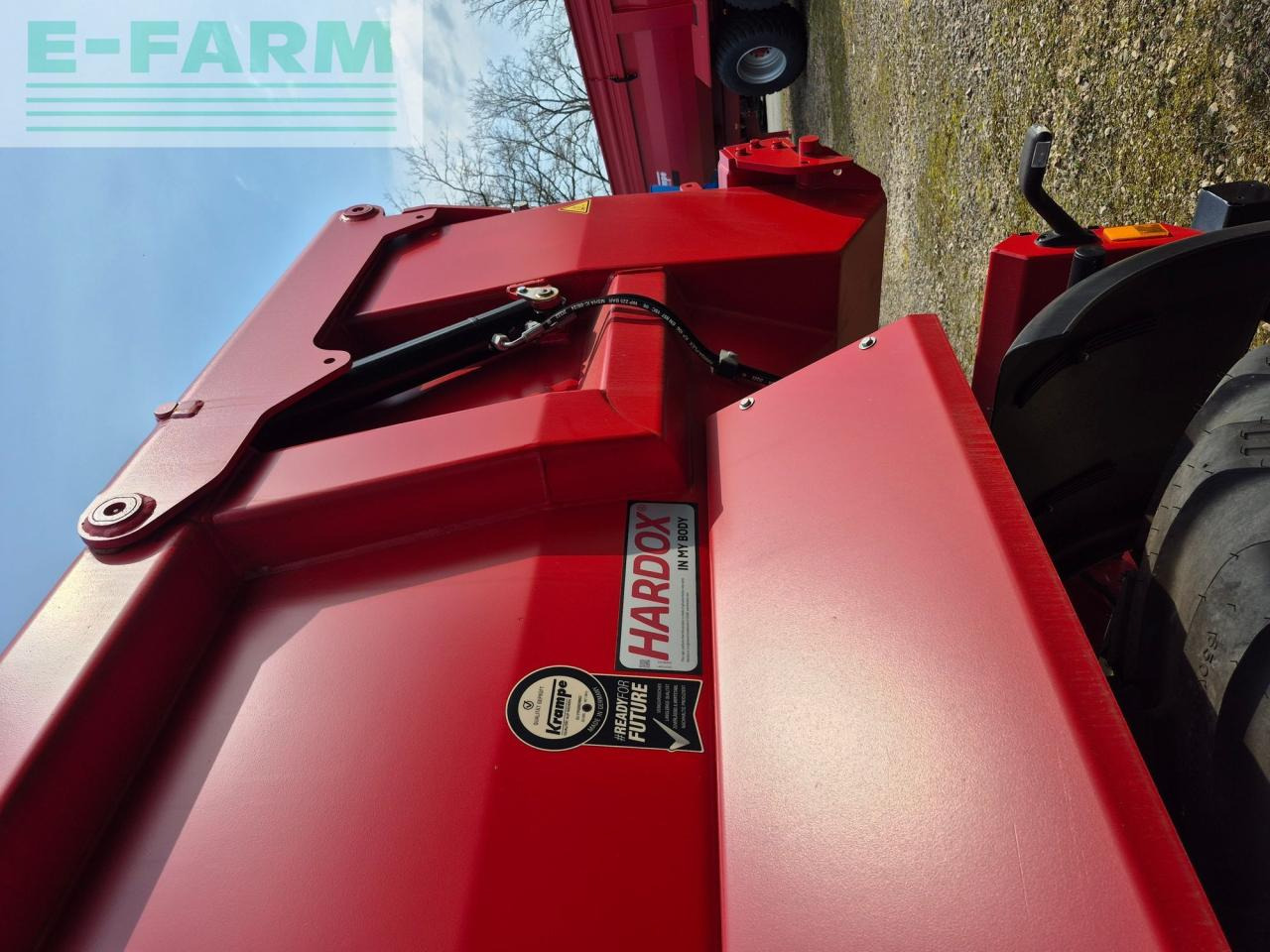 Krampe HD550 Carrier - Zemědělský sklápěcí přívěs: obrázek 3 Krampe HD550 Carrier - Zemědělský sklápěcí přívěs: obrázek 3