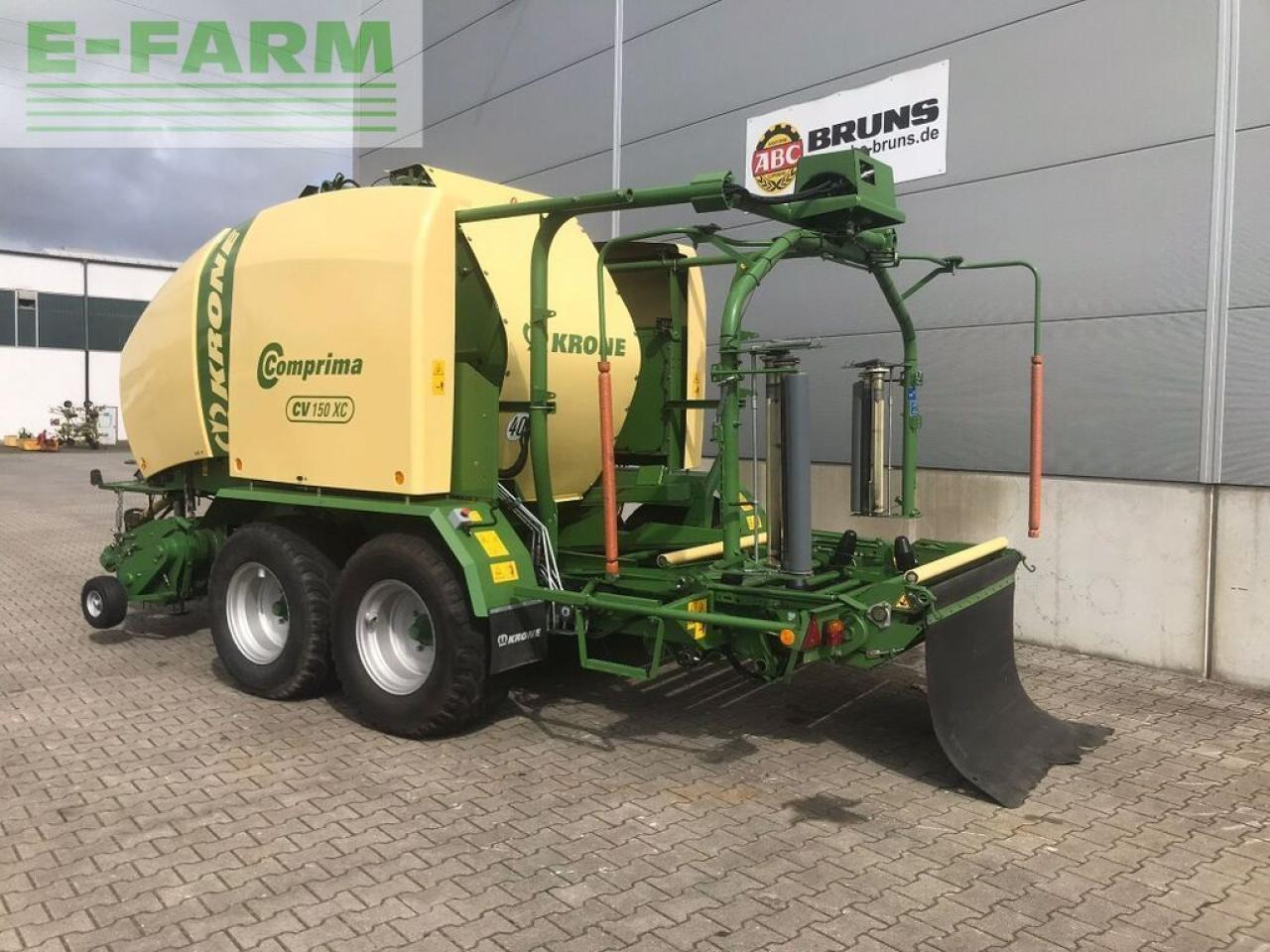 Krone comprima cv 150xc - Lis na hranaté balíky: obrázek 3 Krone comprima cv 150xc - Lis na hranaté balíky: obrázek 3